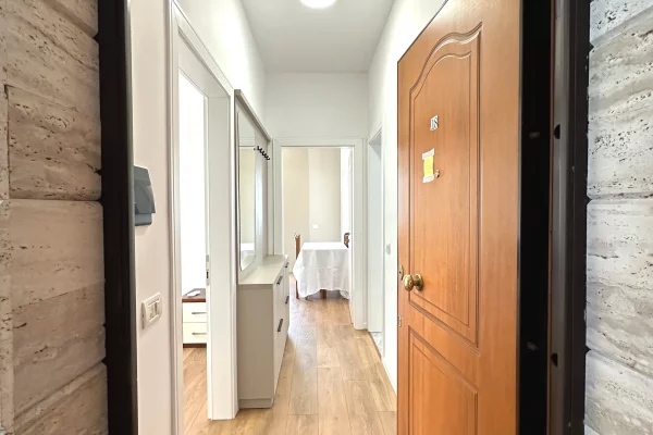 Shtepi me qera Apartament ne Tirane, 2+1, Mobilimi E mobiluar, Pagesa 90,000  Leke.
