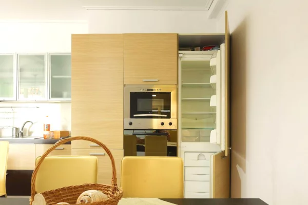 Shtepi ne shitje Apartament ne Tirane, 2+1, Mobilimi E mobiluar, Pagesa 200,000  Euro.