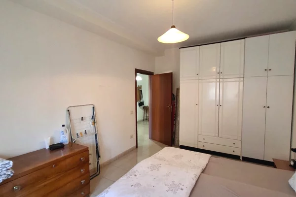 Shtepi me qera Apartament ne Tirane, 1+1, Mobilimi E mobiluar, Pagesa 55,000  Leke.