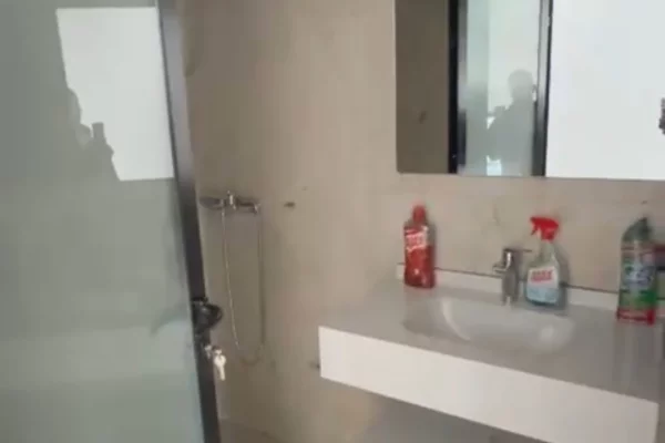 Shtepi ne shitje Apartament ne Tirane, 1+1, Mobilimi Bosh, pa mobiluar, Pagesa 16,500,000  Leke.