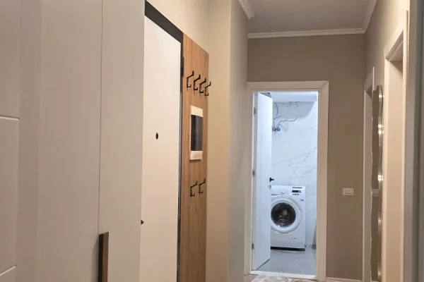 Shtepi me qera Apartament ne Tirane, 2+1, Mobilimi E mobiluar, Pagesa 55,000  Leke.