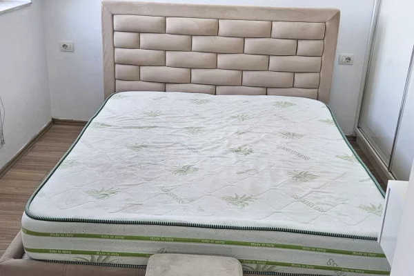 Shtepi me qera Apartament ne Tirane, 1+1, Mobilimi E mobiluar, Pagesa 40,000  Leke.