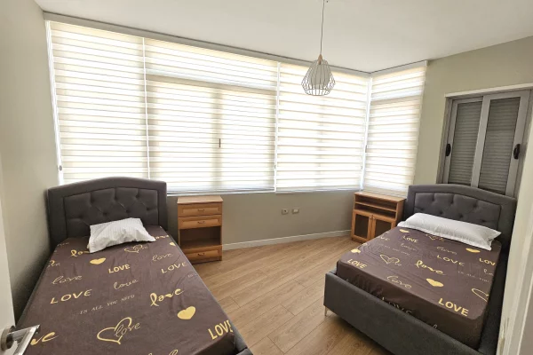 Shtepi me qera Apartament ne Tirane, 2+1, Mobilimi E mobiluar, Pagesa 80,000  Leke.