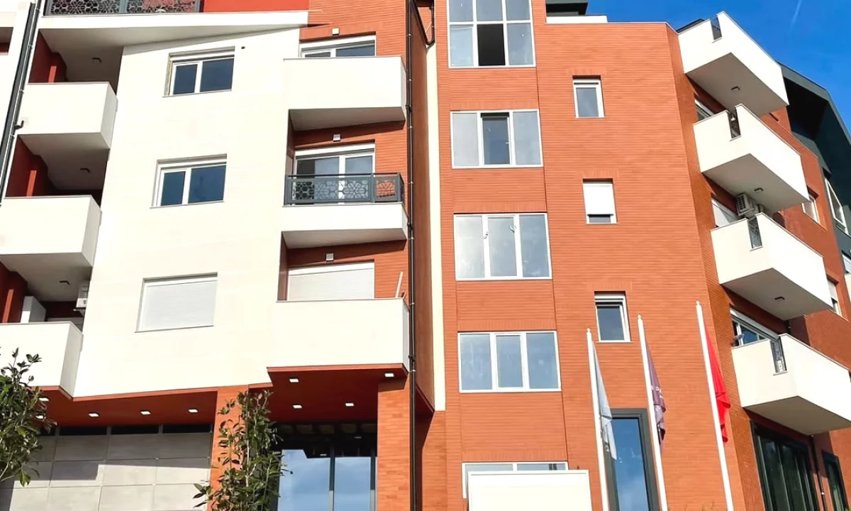 Shtepi ne shitje Duplex(shtepi me 2 kate) ne Tirane, 3+1, Mobilimi E mobiluar, Pagesa 234,000  Euro.