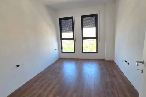 Shtepi ne shitje 1+1 ne Tirane - 130,000 Euro