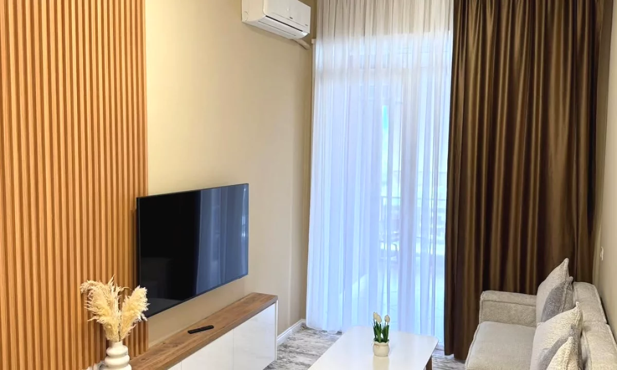 Shtepi me qera Apartament ne Tirane, 1+1, Mobilimi E mobiluar, Pagesa 750  Euro.