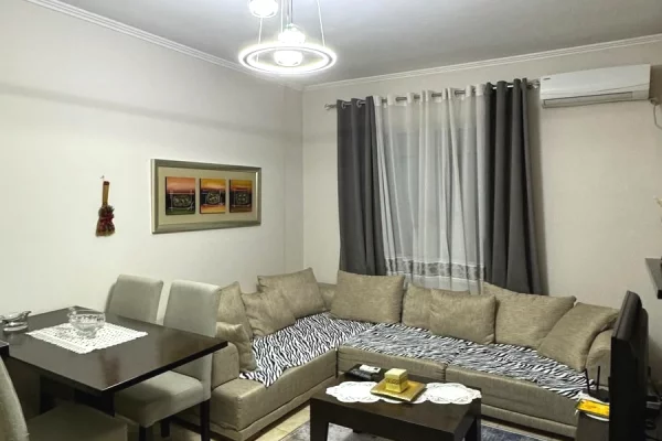 Shtepi ne shitje 2+1 ne Tirane - 14,200,000 Leke