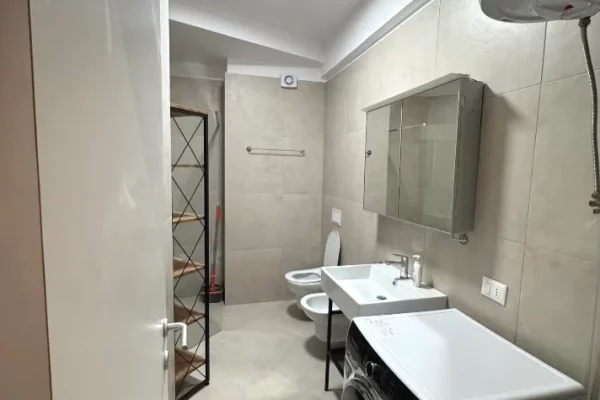 Shtepi me qera Apartament ne Tirane, 1+1, Mobilimi E mobiluar, Pagesa 70,000  Leke.