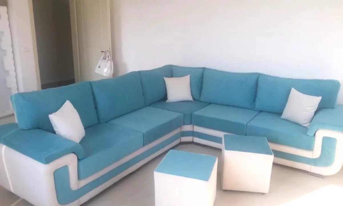 Shtepi me qera Apartament ne Tirane, 2+1, Mobilimi E mobiluar, Pagesa 50,000  Leke.