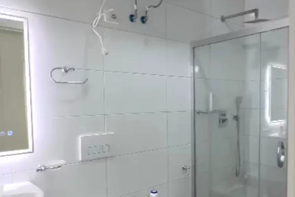 Shtepi me qera Apartament ne Tirane, 3+1, Mobilimi E mobiluar, Pagesa 75,000  Leke.