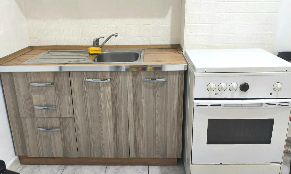 Shtepi me qera Apartament ne Tirane, 1+1, Mobilimi E mobiluar, Pagesa 35,000  Leke.