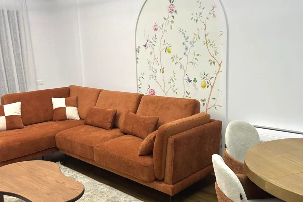 Shtepi me qera Apartament ne Tirane, 1+1, Mobilimi E mobiluar, Pagesa 550  Euro.
