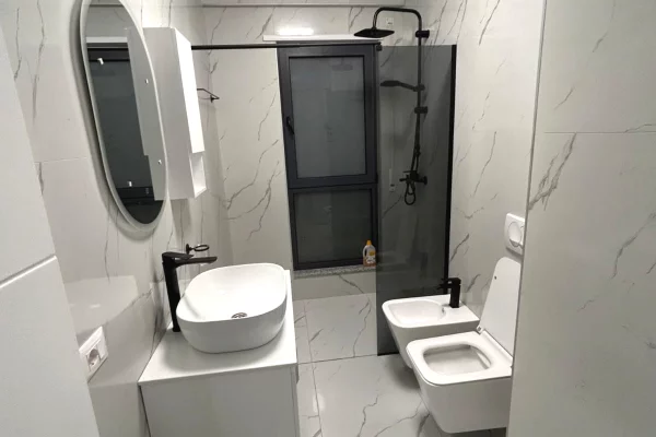 Shtepi me qera Apartament ne Tirane, 1+1, Mobilimi E mobiluar, Pagesa 550  Euro.