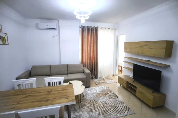 Shtepi me qera Apartament ne Tirane, 1+1, Mobilimi E mobiluar, Pagesa 47,000  Leke.
