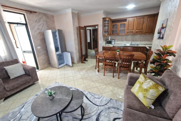 Shtepi me qera Apartament ne Tirane, 2+1, Mobilimi E mobiluar, Pagesa 75,000  Leke.
