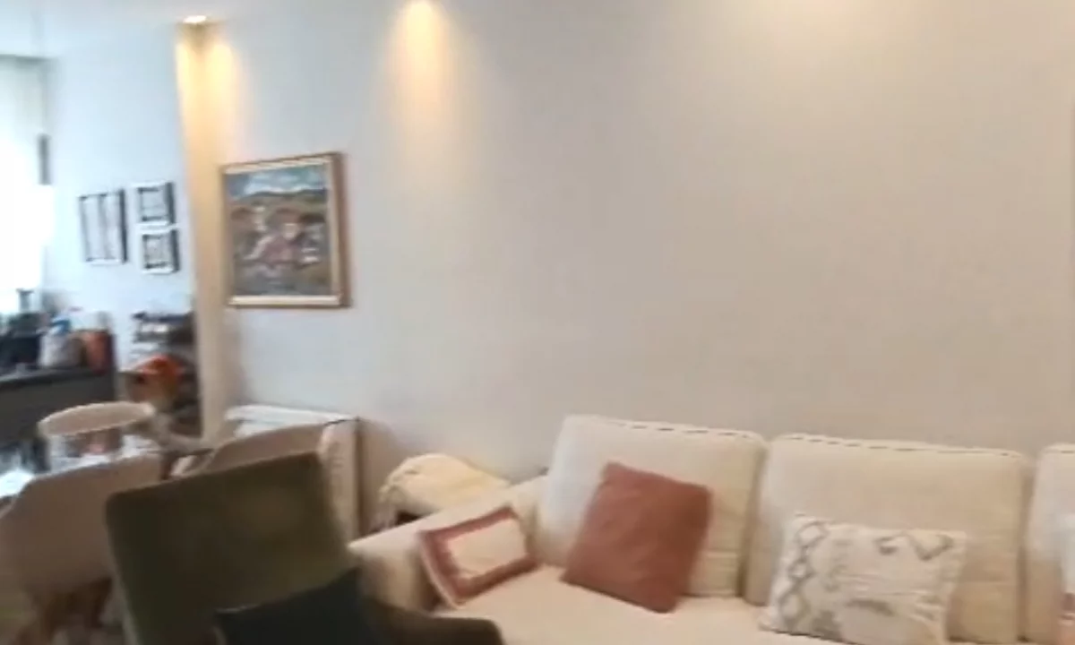 Shtepi ne shitje Apartament ne Tirane, 2+1, Mobilimi E mobiluar, Pagesa 225,000  Euro.