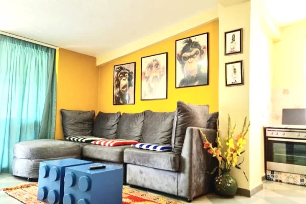 Shtepi ne shitje Apartament ne Durres, 2+1, Mobilimi E mobiluar, Pagesa 10,000,000  Leke.