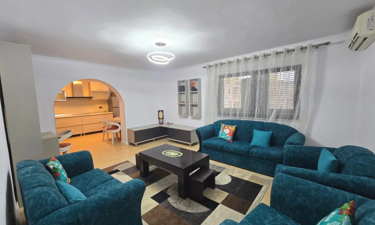 Shtepi ne shitje Apartament ne Tirane, 2+1, Mobilimi E mobiluar, Pagesa 185,000  Euro.