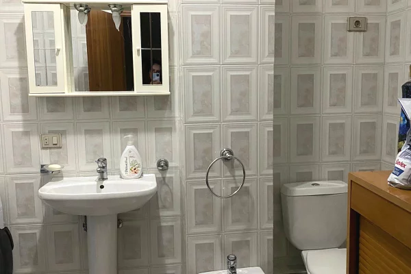 Shtepi ne shitje Apartament ne Tirane, 2+1, Mobilimi E mobiluar, Pagesa 269,000  Euro.
