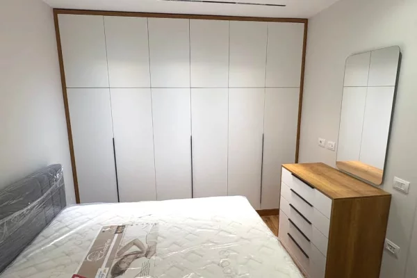 Shtepi me qera Apartament ne Tirane, 1+1, Mobilimi E mobiluar, Pagesa 57,000  Leke.