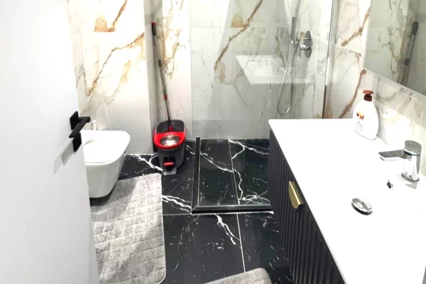 Shtepi me qera Apartament ne Tirane, 2+1, Mobilimi E mobiluar, Pagesa 1,100  Euro.