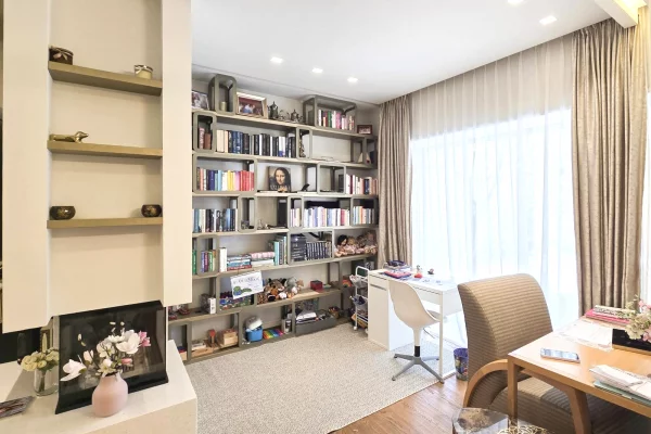 Shtepi ne shitje Apartament ne Tirane, 5+1, Mobilimi E mobiluar, Pagesa 900,000  Euro.