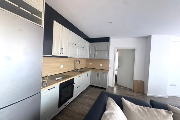 Shtepi me qera Apartament ne Tirane, 2+1, Mobilimi E mobiluar, Pagesa 75,000  Leke.