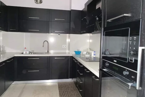 Shtepi ne shitje Apartament ne Tirane, 1+1, Mobilimi E mobiluar, Pagesa 210,000  Euro.
