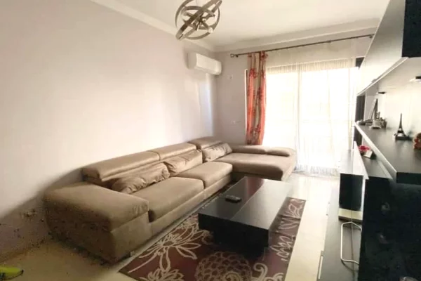 Shitet apartament 1+1 (i adaptueshëm në 2+1) 📍 (Pranë Radisson Collection Morina Hotel,