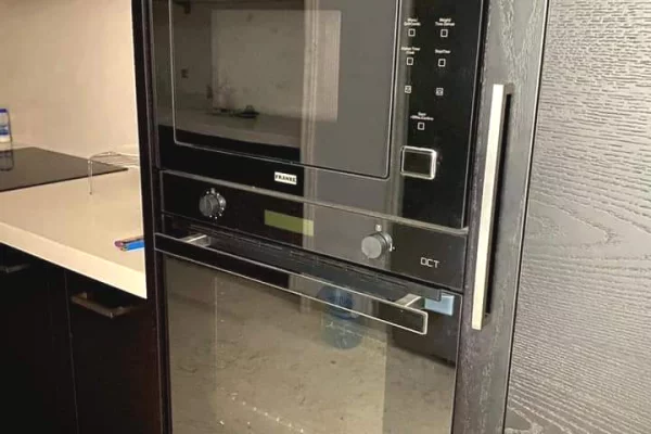 Shtepi ne shitje Apartament ne Tirane, 1+1, Mobilimi E mobiluar, Pagesa 210,000  Euro.