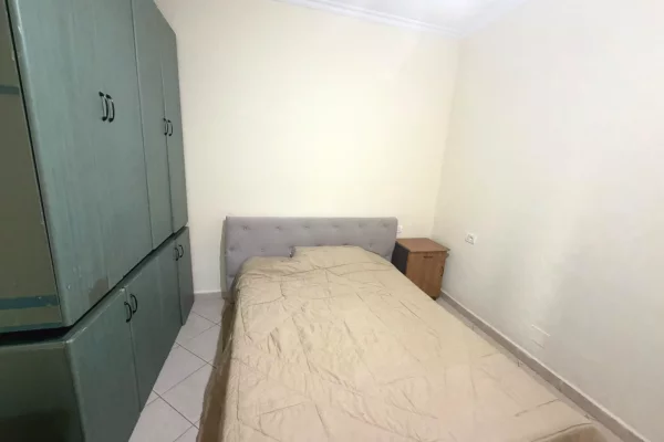 Shtepi me qera Apartament ne Tirane, 2+1, Mobilimi E mobiluar, Pagesa 38,000  Leke.