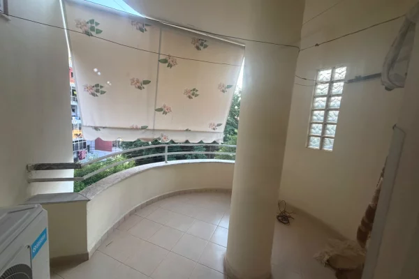 Shtepi me qera Apartament ne Tirane, 2+1, Mobilimi E mobiluar, Pagesa 38,000  Leke.