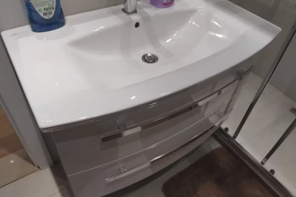 Shtepi me qera Apartament ne Tirane, 2+1, Mobilimi E mobiluar, Pagesa 60,000  Leke.