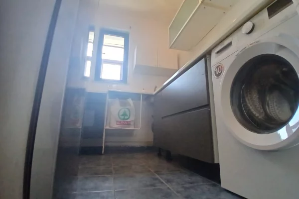 Shtepi me qera Apartament ne Tirane, 1+1, Mobilimi E mobiluar, Pagesa 45,000  Leke.