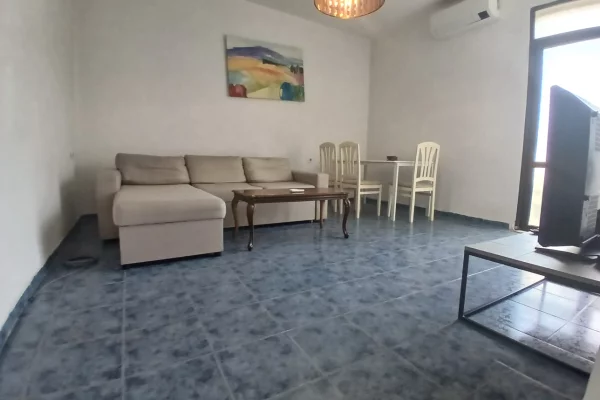 Shtepi me qera 1+1 ne Tirane - 45,000 Leke