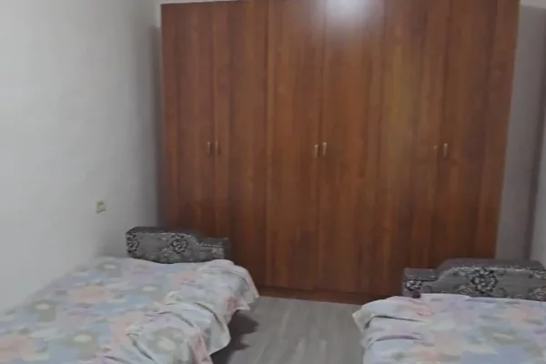 Shtepi me qera Apartament ne Tirane, 1+1, Mobilimi E mobiluar, Pagesa 500  Euro.