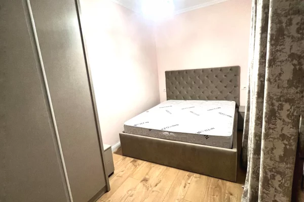 Shtepi me qera Apartament ne Tirane, 1+1, Mobilimi E mobiluar, Pagesa 600  Euro.