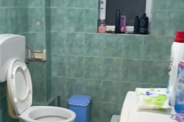 Shtepi me qera Apartament ne Tirane, 1+1, Mobilimi E mobiluar, Pagesa 45,000  Leke.