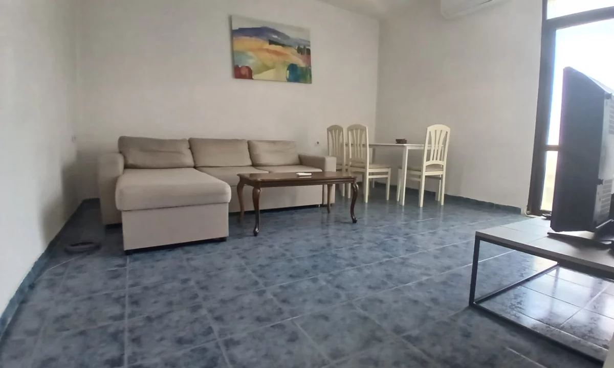 Shtepi me qera Apartament ne Tirane, 1+1, Mobilimi E mobiluar, Pagesa 43,000  Leke.