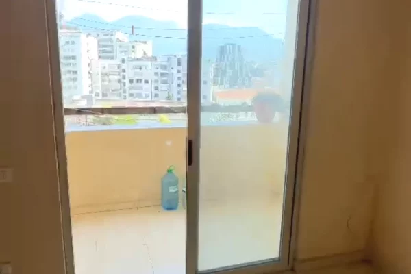 Apartment for sale in Tirana 2+1, Emty