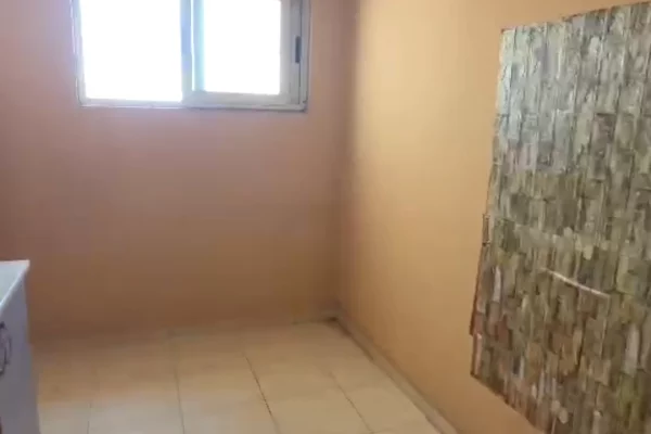 Apartment for sale in Tirana 2+1, Emty