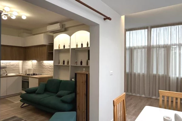 Shtepi me qera Apartament ne Tirane, 1+1, Mobilimi E mobiluar, Pagesa 550  Euro.