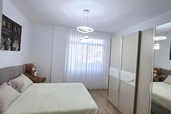 Shtepi me qera Apartament ne Tirane, 1+1, Mobilimi E mobiluar, Pagesa 45,000  Leke.