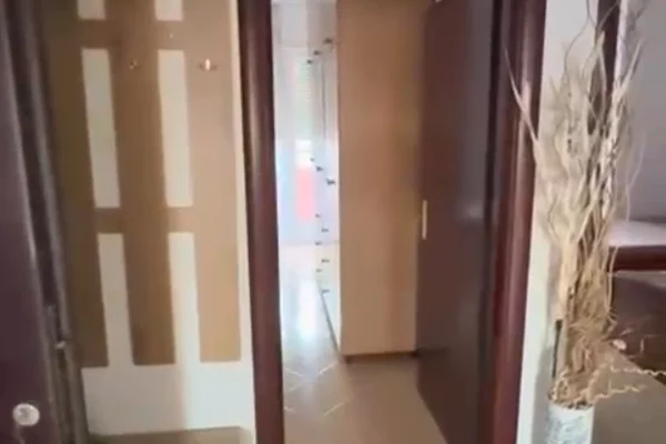 Shtepi me qera Apartament ne Tirane, 2+1, Mobilimi E mobiluar, Pagesa 700  Euro.