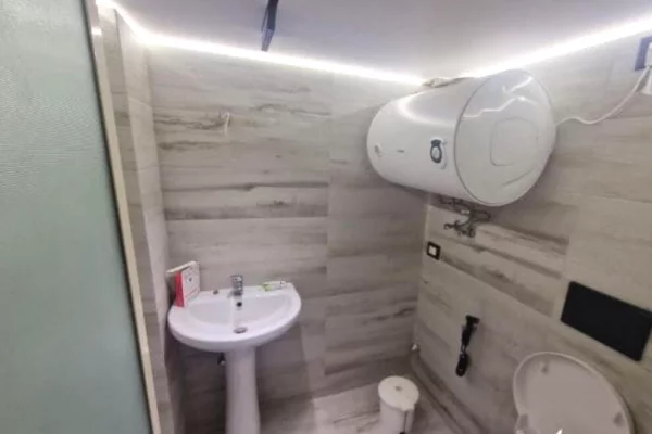 Duplex (casa a 2 piani) in affitto a Tirana 2+1, Arredato
