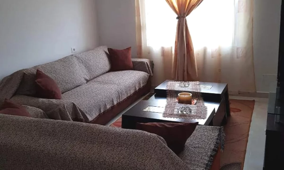 Shtepi me qera Apartament ne Tirane, 1+1, Mobilimi E mobiluar, Pagesa 35,000  Leke.