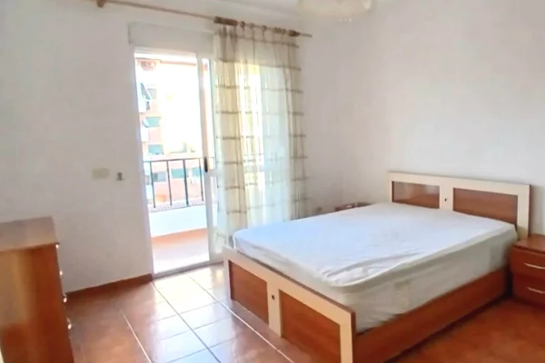 Shtepi me qera Apartament ne Tirane, 1+1, Mobilimi E mobiluar, Pagesa 50,000  Leke.
