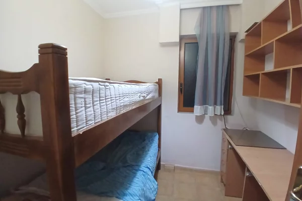 Shtepi me qera Apartament ne Tirane, 2+1, Mobilimi E mobiluar, Pagesa 40,000  Leke.