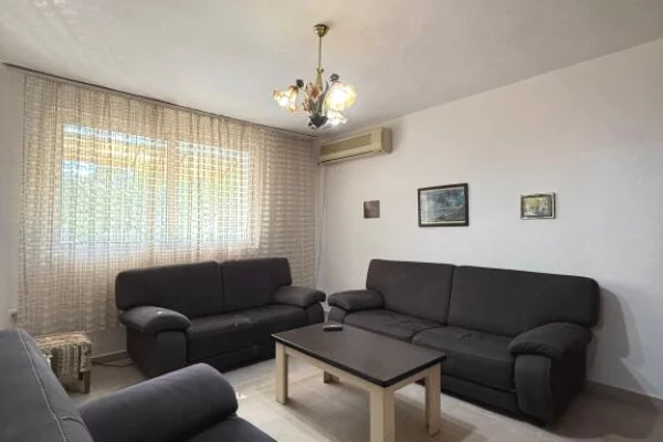 Appartamento in affitto a Tirana 2+1, Arredato