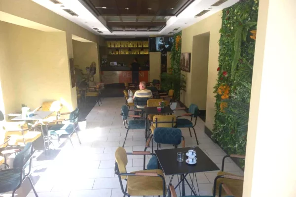 SHITET AMBIENT BIZNESI, LOKAL